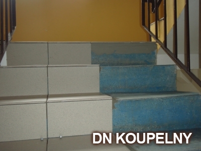 38-640-pokladka-dlazby-na-schodiste-v-panelovem-dome-ostrava