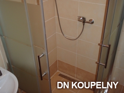 44-679-sprchovy-kout-varianta-s-dlazbou-a-obklady-ostrava