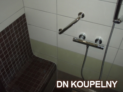48-716-sprcha-podomitkova-panelak-ostrava